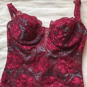 Natori burgundy floral scallop Lace teddy bodysuit Size 36B
